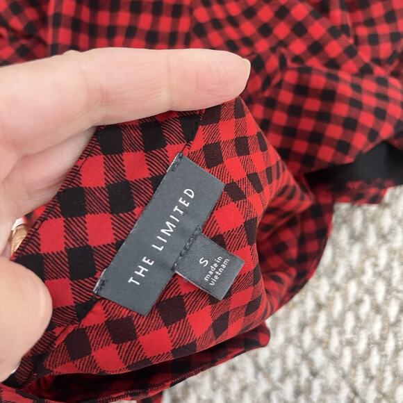 The Limited Blouse Top size Small Black Red Plaid Lumberjacket Career Casual - Picture 7 of 7